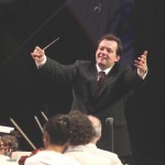 Andris Nelsons leading the BSO in his Tanglewood debut on 7.14.12 (Hilary Scott)