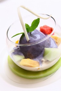 超級好吃的原味版白桃甜點，現在想起來都口水直流~~